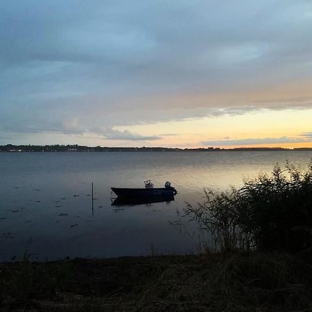ホテルHytte I Forste Raekke Til Fjord Holbæk エクステリア 写真
