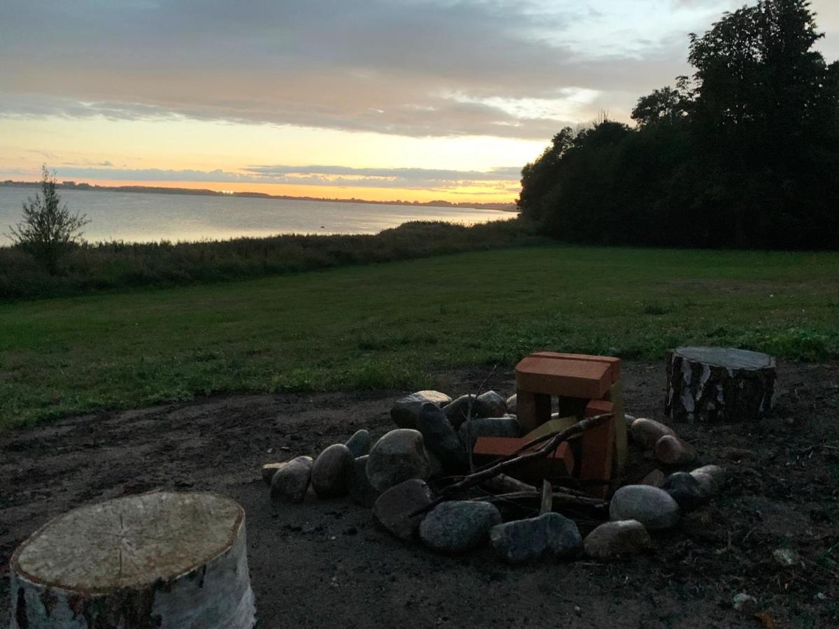 ホテルHytte I Forste Raekke Til Fjord Holbæk エクステリア 写真